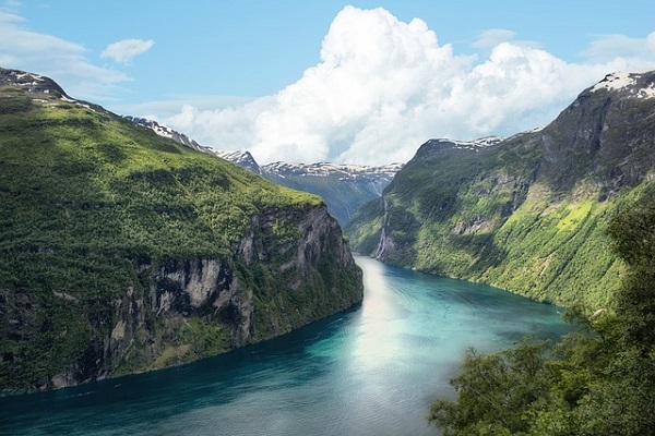 OSLO BERGEN STAVANGER E FIORDI NORVEGESI TOUR ESTATE CON VOLI DA BOLOGNA